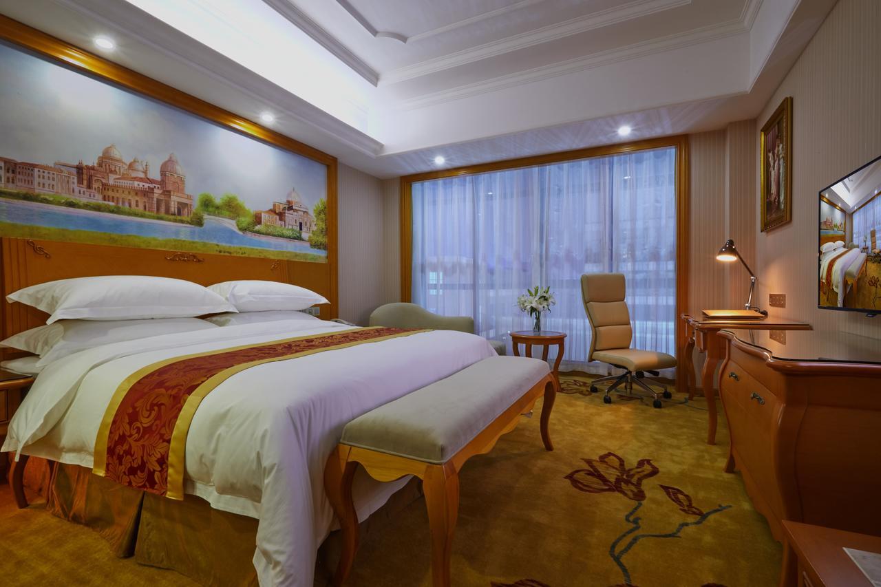 Venus International Hotel Shanghai South Shenjiang Road Exteriér fotografie